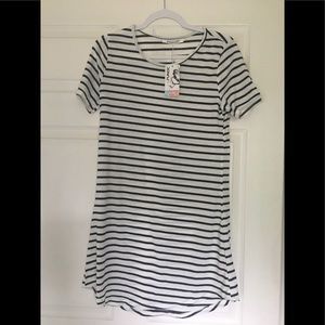 Black and White Stripped Tunic Dress